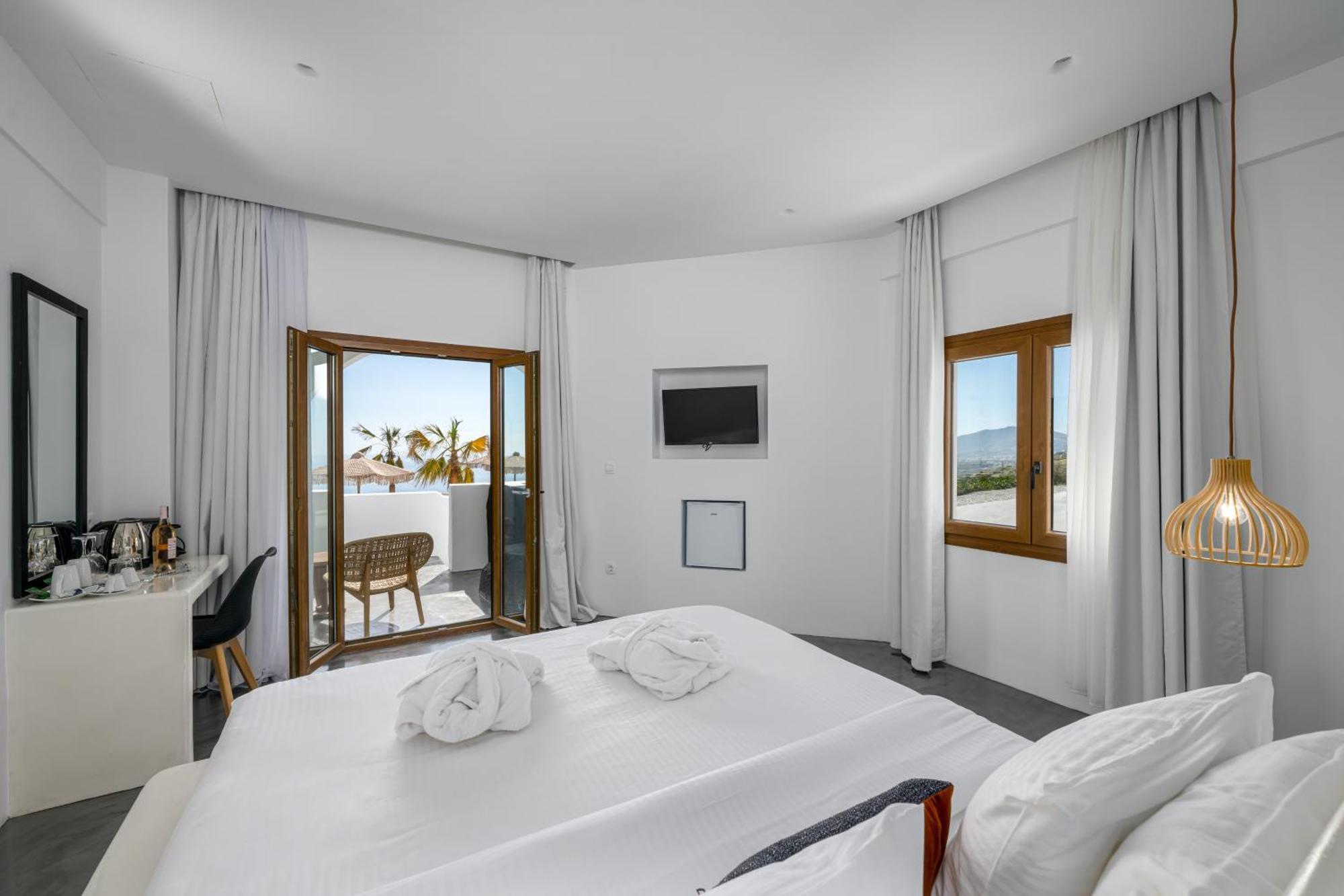Leon Luxury Suites Imerovigli  Exteriör bild